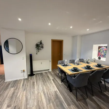 Moderne Designwohnung Fuer 6 Personen Mit 2 Baedern Appartement *