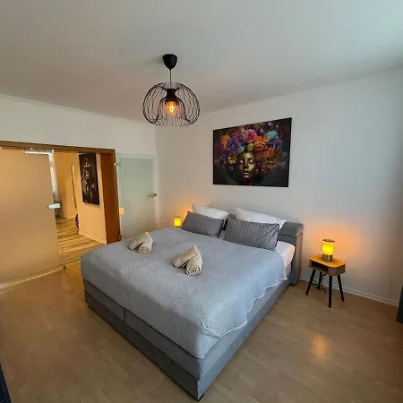 Moderne Designwohnung Fuer 6 Personen Mit 2 Baedern *